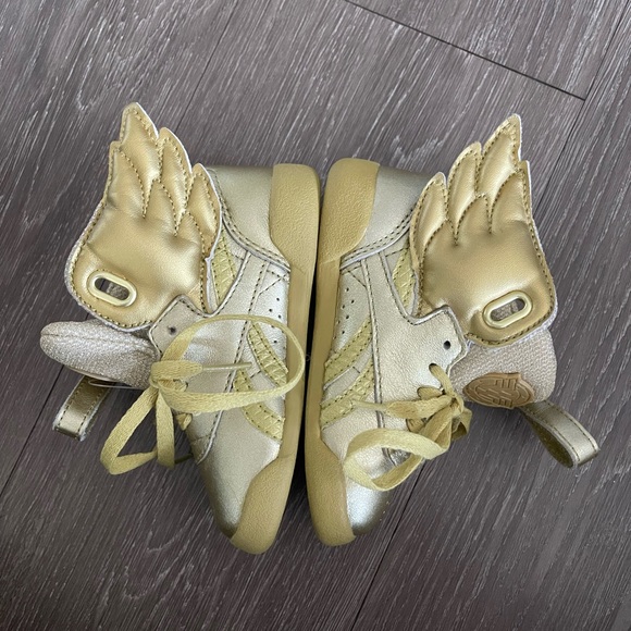 Reebok Freestyle Hi DC Wonder Woman Gold (TD) - Picture 5 of 8